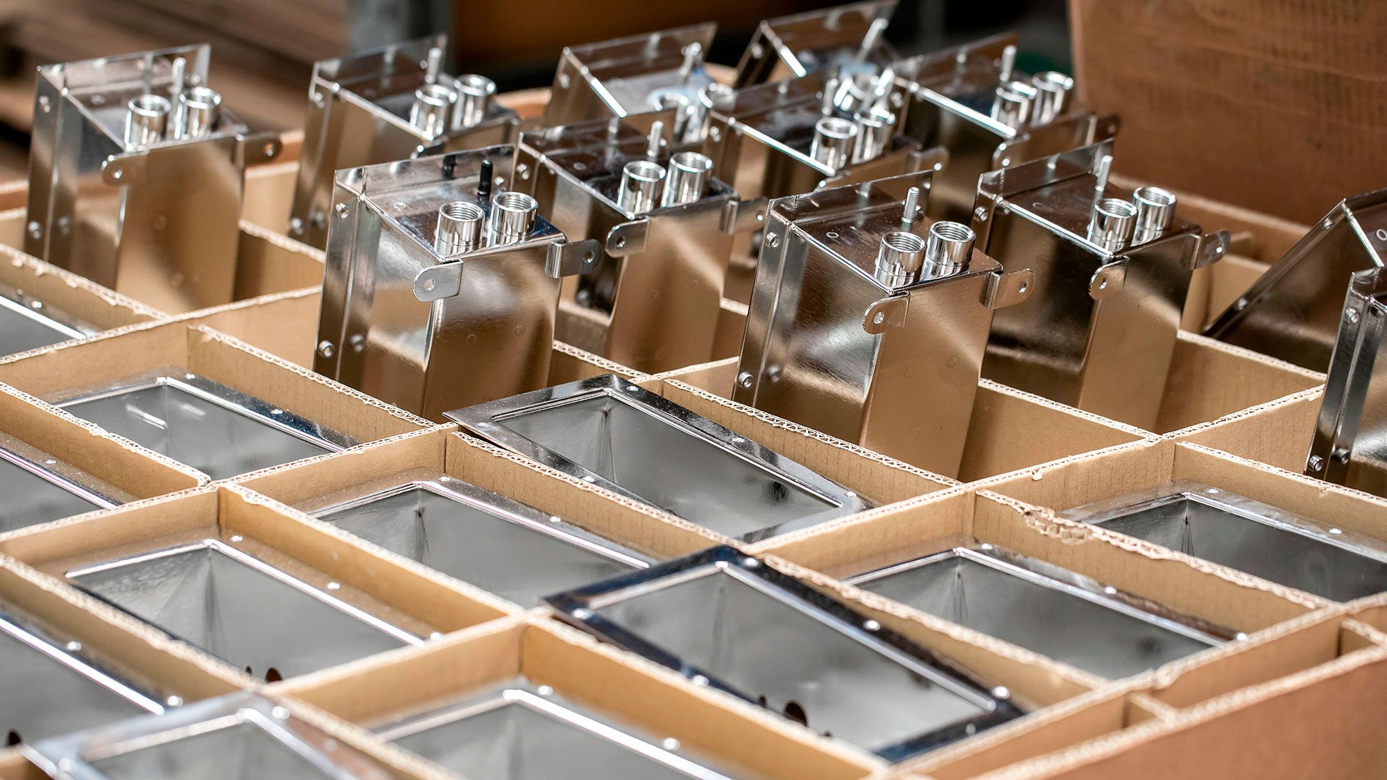 STAINLESS-STEEL-FIMAR-POLISH-ENCLOSURE-BOXED